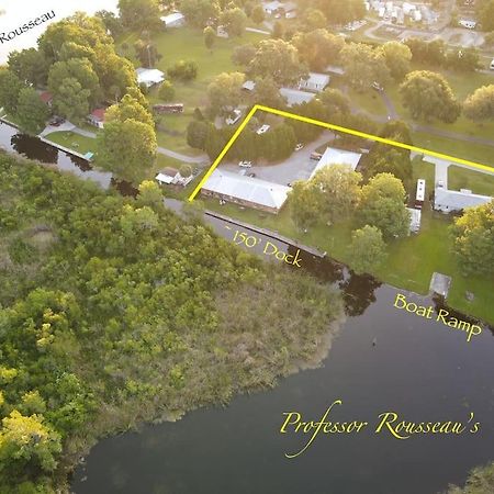 Professor Rousseau'S Manatee Bay Apartment Crystal River Exterior photo