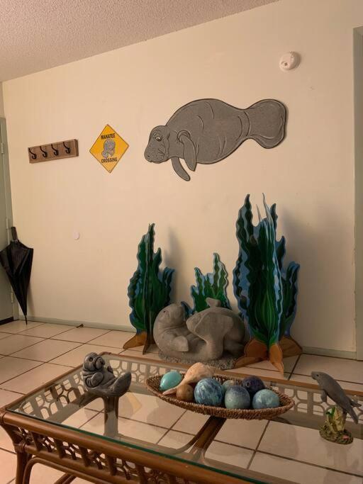 Professor Rousseau'S Manatee Bay Apartment Crystal River Exterior photo