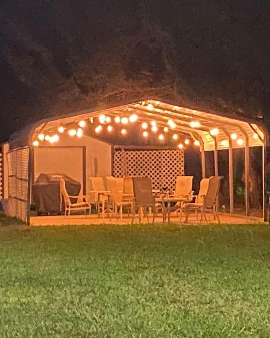 Professor Rousseau'S Manatee Bay Apartment Crystal River Exterior photo